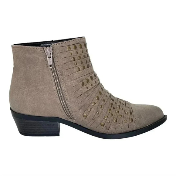 White Mountain Desire Grey Faux Leather Womens Ankle Boots Size 5.5M - Picture 3 of 14